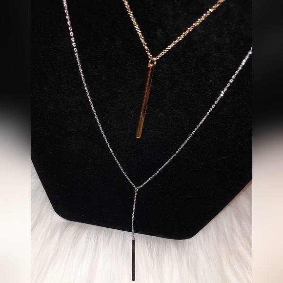 None Jewelry - Set of 2 layering necklaces minimalist goldtone New and silvertone euc